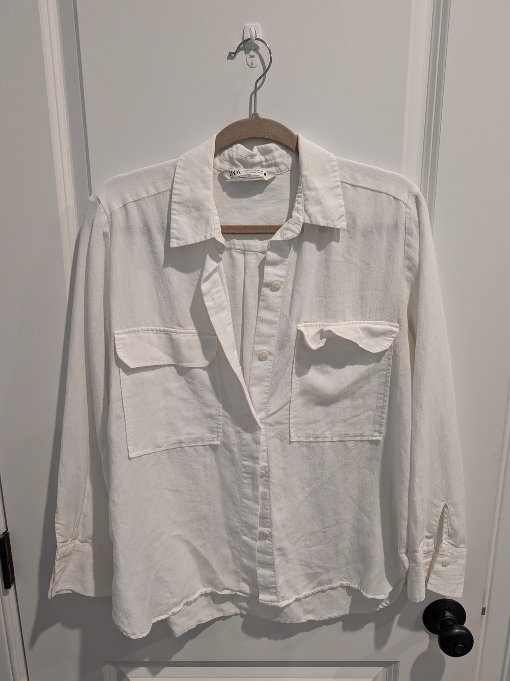Zara Women's Cream Button-Front Shirt